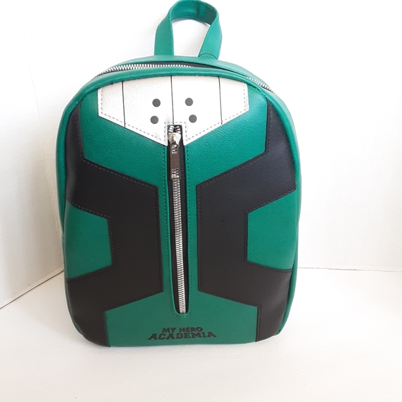 north face backpack travel bag The Base Camp Voyager Pack Size:Approx. L7.75 x H9.5 x W5.5